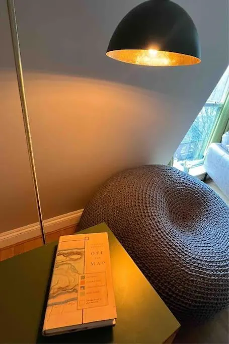 Peaceful Bright City Hide Away With Parking Apartment London